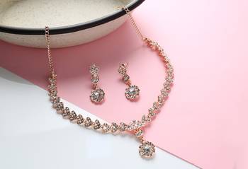 Gold necklaces 1
