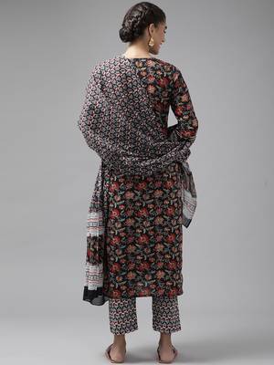 Black embroidered cotton ethnic-kurtis 3