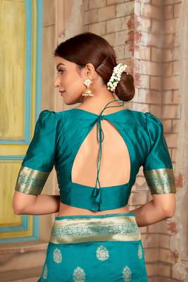 Teal woven silk saree with blouse 4