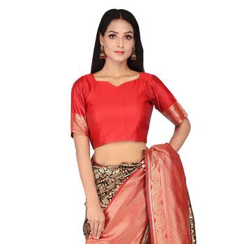 Black woven silk saree with blouse 4