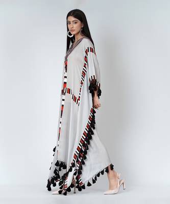 Grey Geometric Mid Length Kaftan With Lace 4