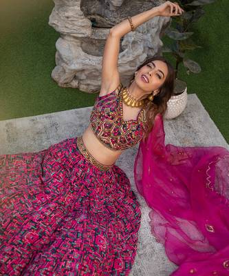 Pink Choli Lehenga Organza Dupatta Set 4