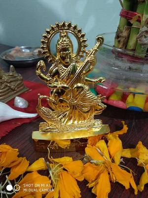 Salvus Metal Goddess Maa Saraswati Idol (Standard , Golden , 7x11 cm). 1