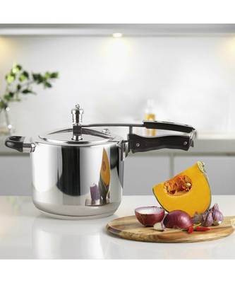 VINOD Stainless Steel Sandwich Bottom Inner Lid  Pressure Cooker  5 Ltr, Induction friendly 1