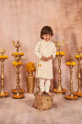 Angrakha And Pajama Set