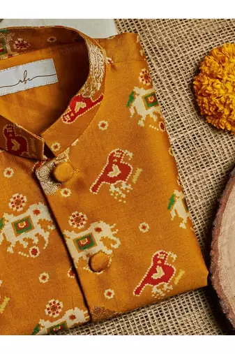 Chanderi Brocade Patola Print Jacket With Kurtha Pajjama