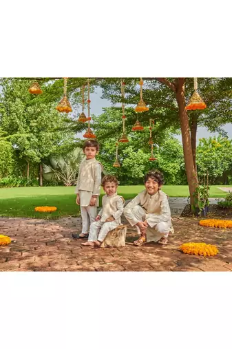 Lakhnavi Jacket And Kurta Pajama Set