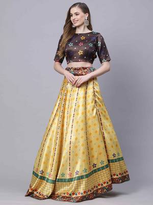 SHUBHKALA YELLOW DIGITAL PRINTED ART SILK BRIDAL LEHENGA & Unstitched Blouse With Dupatta 3