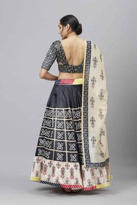 SHUBHKALA MULTICOLOR DIGITAL PRINTED ART SILK BRIDAL LEHENGA & Unstitched Blouse With Dupatta 2