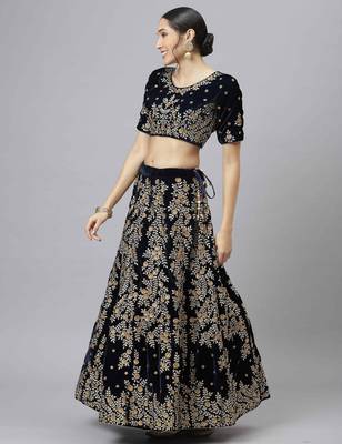 Shubhkala Delightful Navy Blue Zari Sequins And Thread Embroidered Velvet Semi Stitched Wedding Lehenga 4