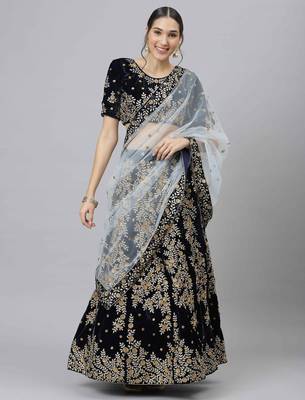 Shubhkala Delightful Navy Blue Zari Sequins And Thread Embroidered Velvet Semi Stitched Wedding Lehenga 5