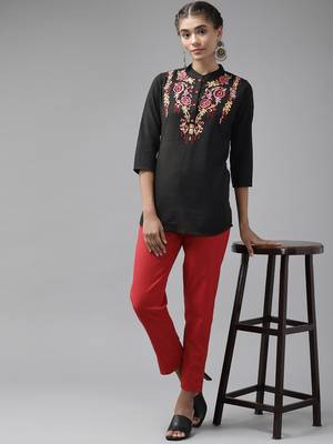 Black embroidered cotton cotton-tops 5
