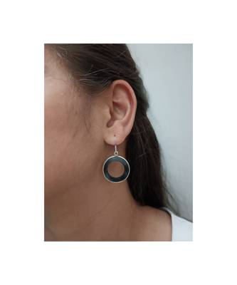 Black earrings 3