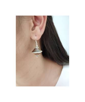 Brown earrings 1
