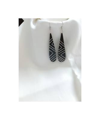 Black earrings 2