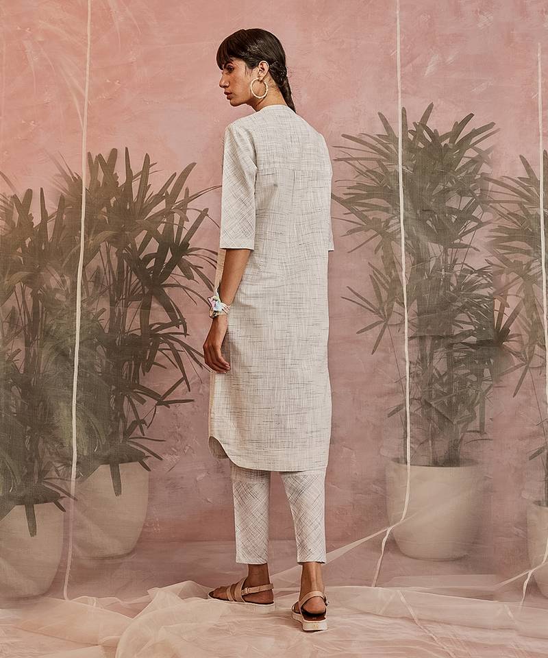 Blue And White Front Big Pockets Contrast Panel Kurta With Pant