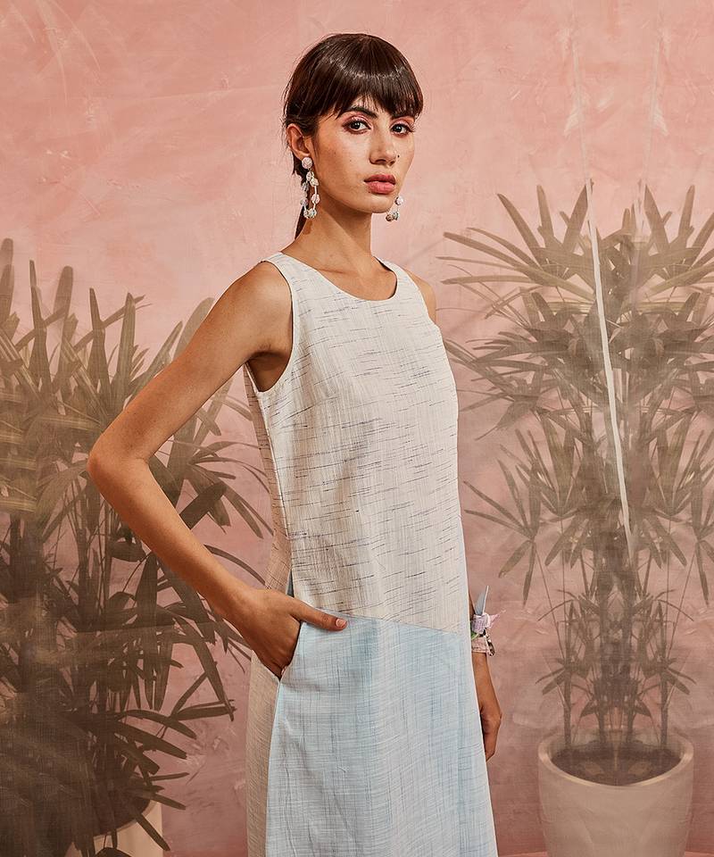 White And Blue Sleeveless Front Overlapping Kurta With Pant