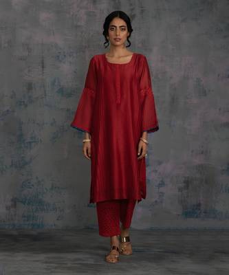 Scarlet Red Flared Sleeves Kurta With Pant & Blue Dupatta 1