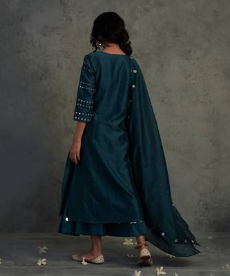 Blue Chanderi Gathered Kurta Set  3