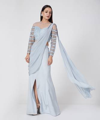Medium-Slit Ice Blue Drape  1