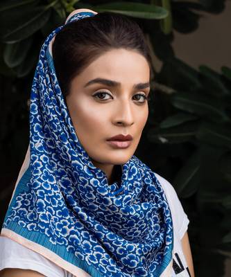 Varsa Silk Scarf 2