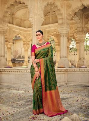 green art silk hand woven saree with  blouse 1