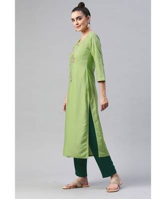 Women Green Pure Weaving Cotton with Sequence Kurta with Trousers & Dupatta 4