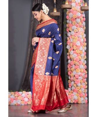 navy blue pure katan silk saree with red and golden border pallu 1