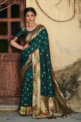 Peach woven linen saree with blouse 2
