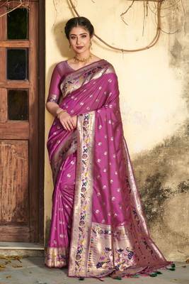 Yellow woven linen saree with blouse 1