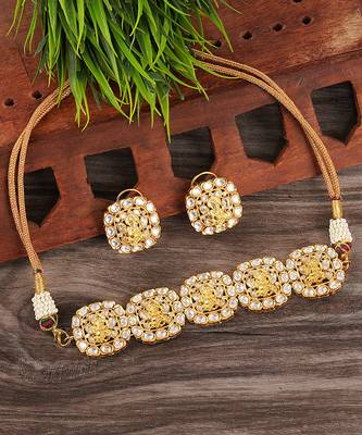 Gold Plated Kundan Choker Necklace Set 2