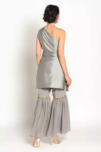 Grey Elissah Gharara set