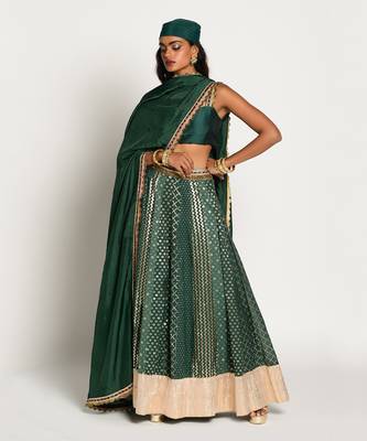 Bottle Green Sufiyana Lehanga Set 2