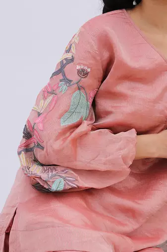 Pink Linen Kurta And Pant Set