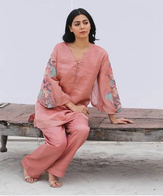 Pink Linen Kurta And Pant Set 1