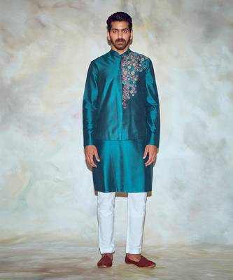 Green Hexagon Embroidered Kurta 1