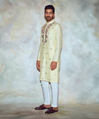 Yellow Hexagon Embroidered Kurta 2