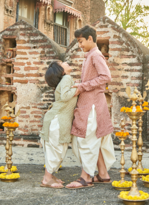 Bandhani Kurta With Dhoti Set 4