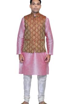 Men's Pink Kurta White Pyjami With Maroon Jacket