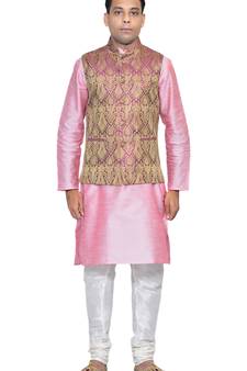 Men's Pink Kurta White Pyjami With Purple Jacket