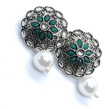 Green zircon  earrings 1