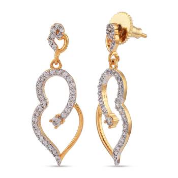White pearl earrings 3