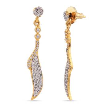 White pearl earrings 3