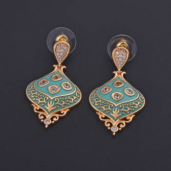 White pearl earrings 1