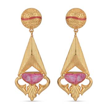 Pink pearl earrings 2