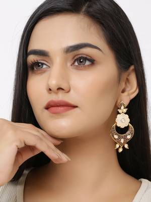 White pearl earrings 2