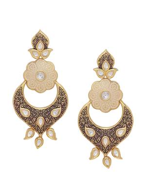White pearl earrings 3