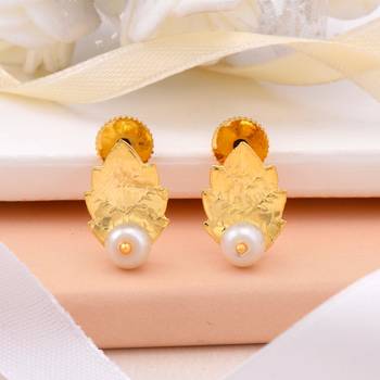 White pearl earrings 1