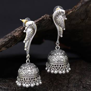 White pearl earrings 1
