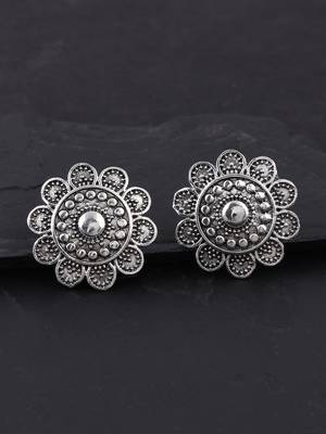 White pearl earrings 1